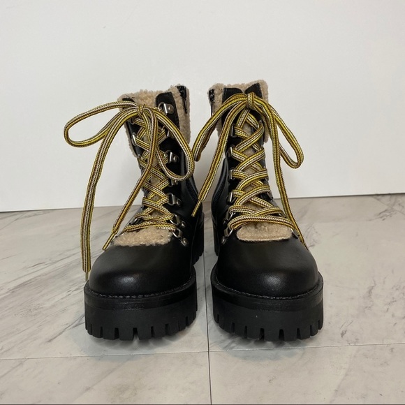 Steve Madden Lace Up Cuff Combat Boot 7.5M - Picture 2 of 12